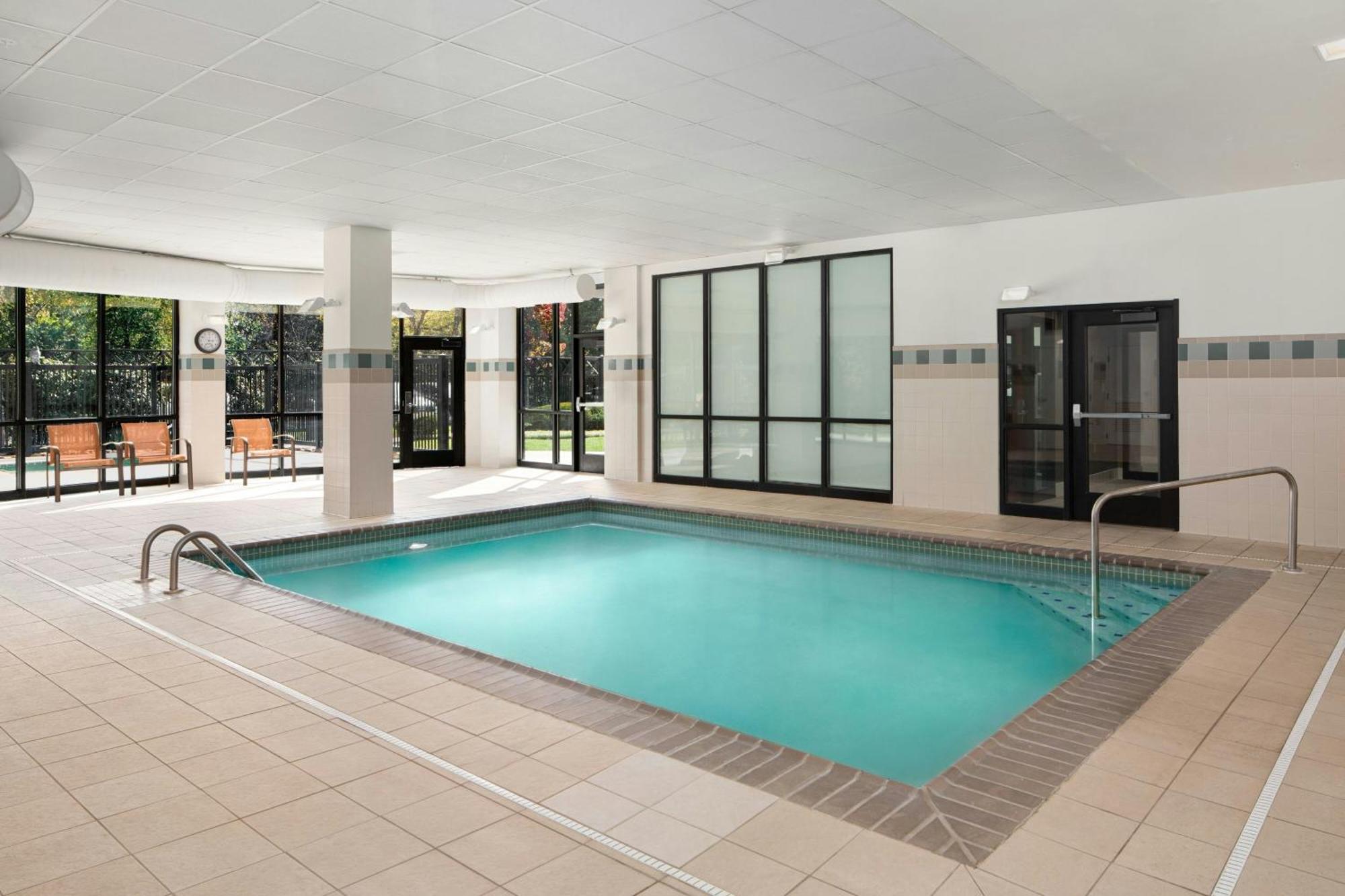 Courtyard By Marriott Knoxville Airport אלקואה מראה חיצוני תמונה