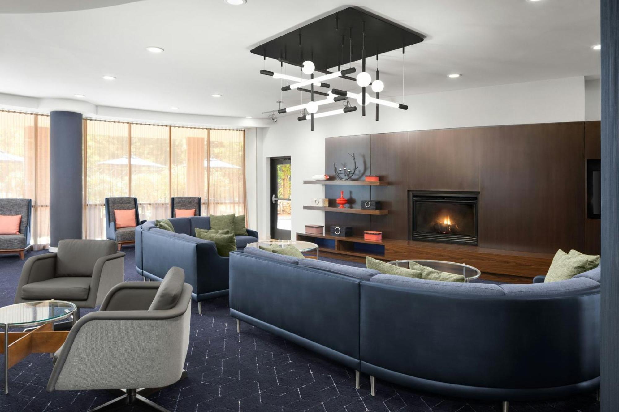 Courtyard By Marriott Knoxville Airport אלקואה מראה חיצוני תמונה