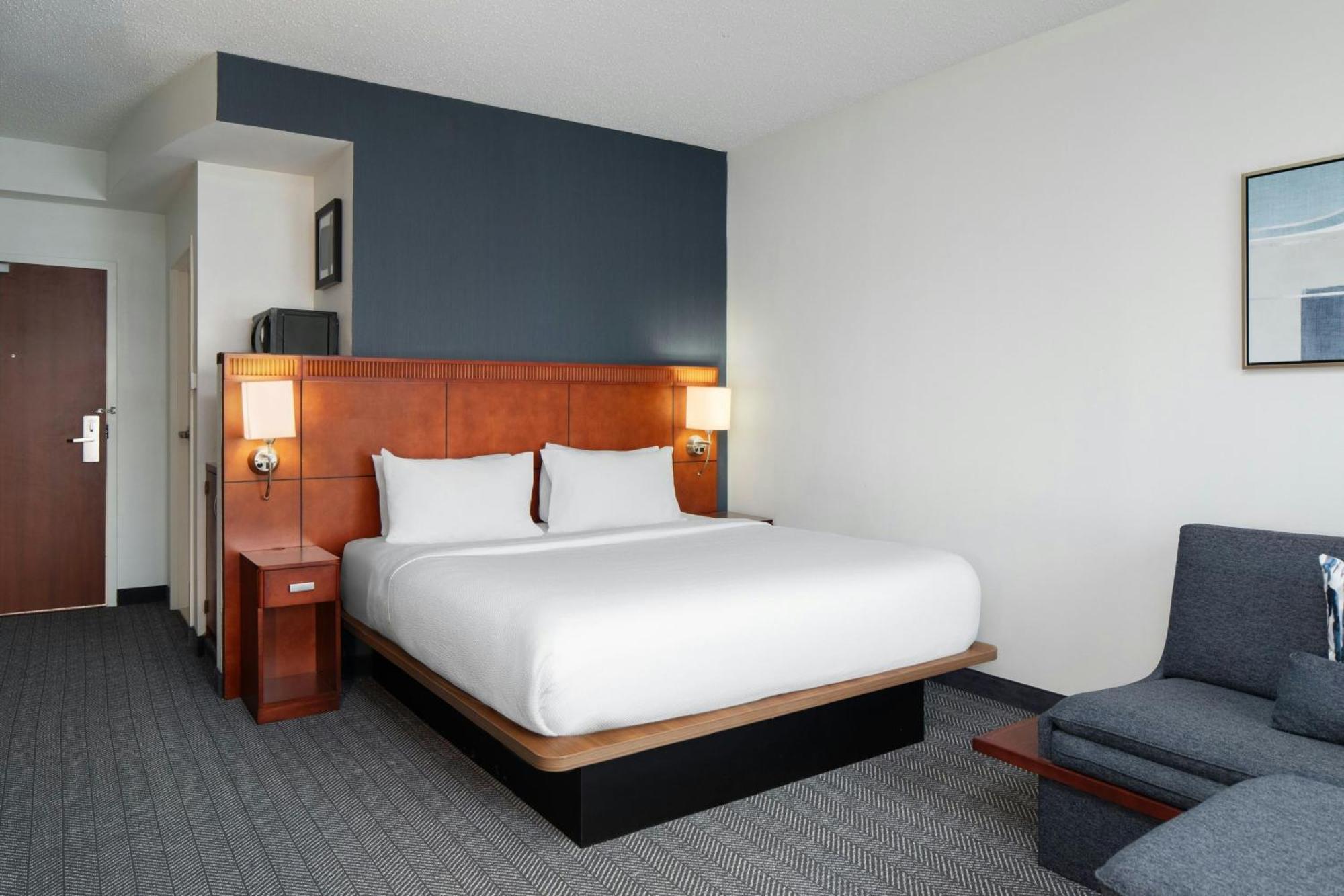 Courtyard By Marriott Knoxville Airport אלקואה מראה חיצוני תמונה