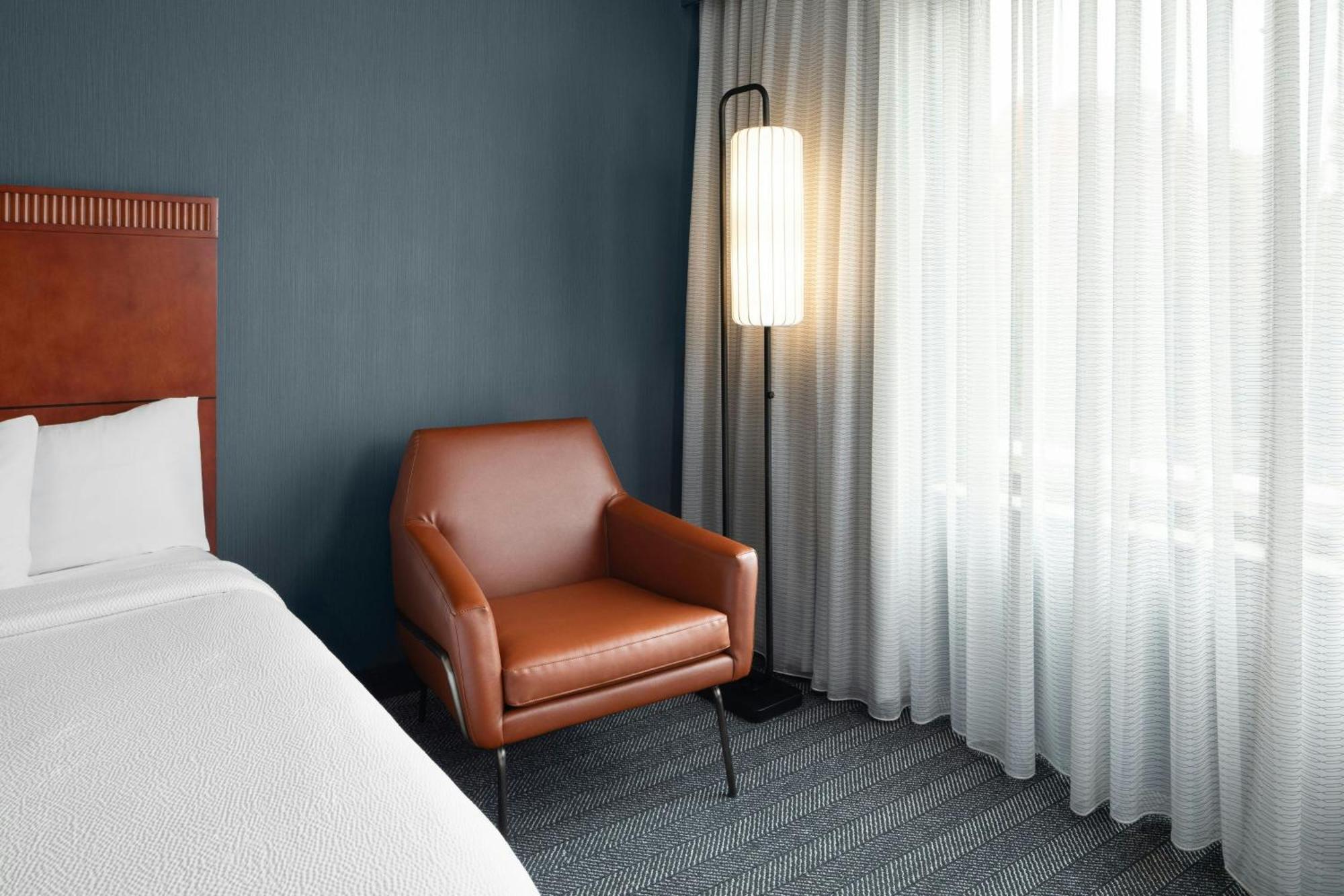 Courtyard By Marriott Knoxville Airport אלקואה מראה חיצוני תמונה